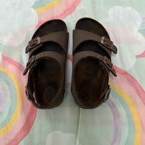Toddler shoes